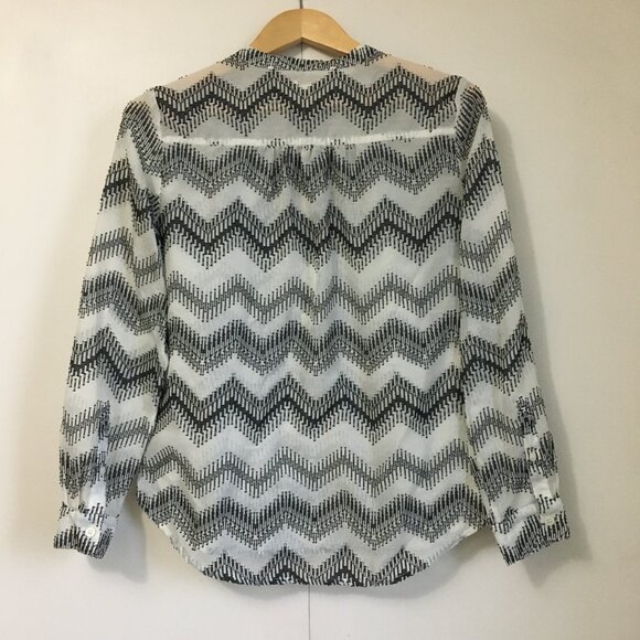 J. Crew Factory Zig Zag Clip Dot Popover Top - Picture 4 of 16